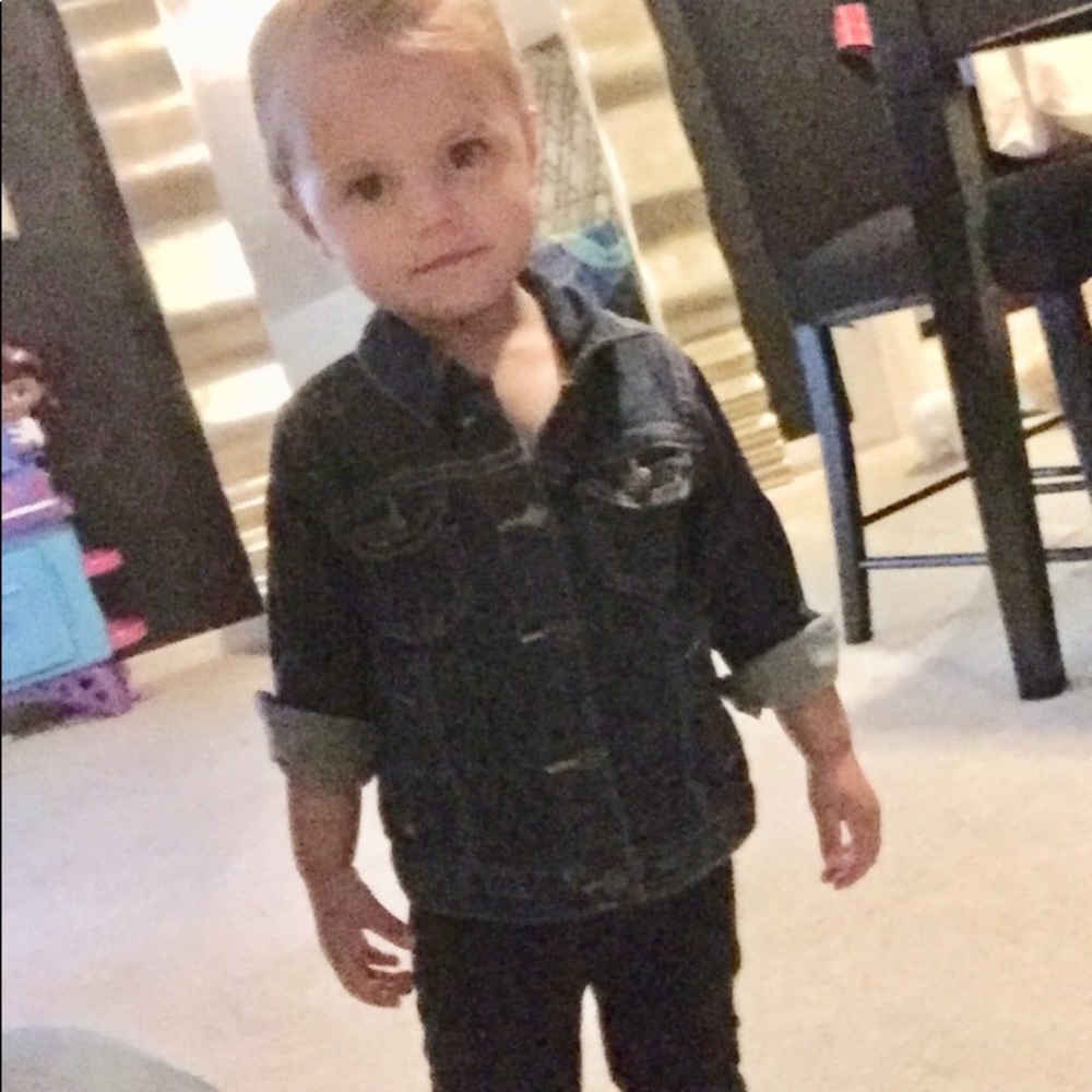 Denim jacket 18 month toddler girls - Picture 3 of 3